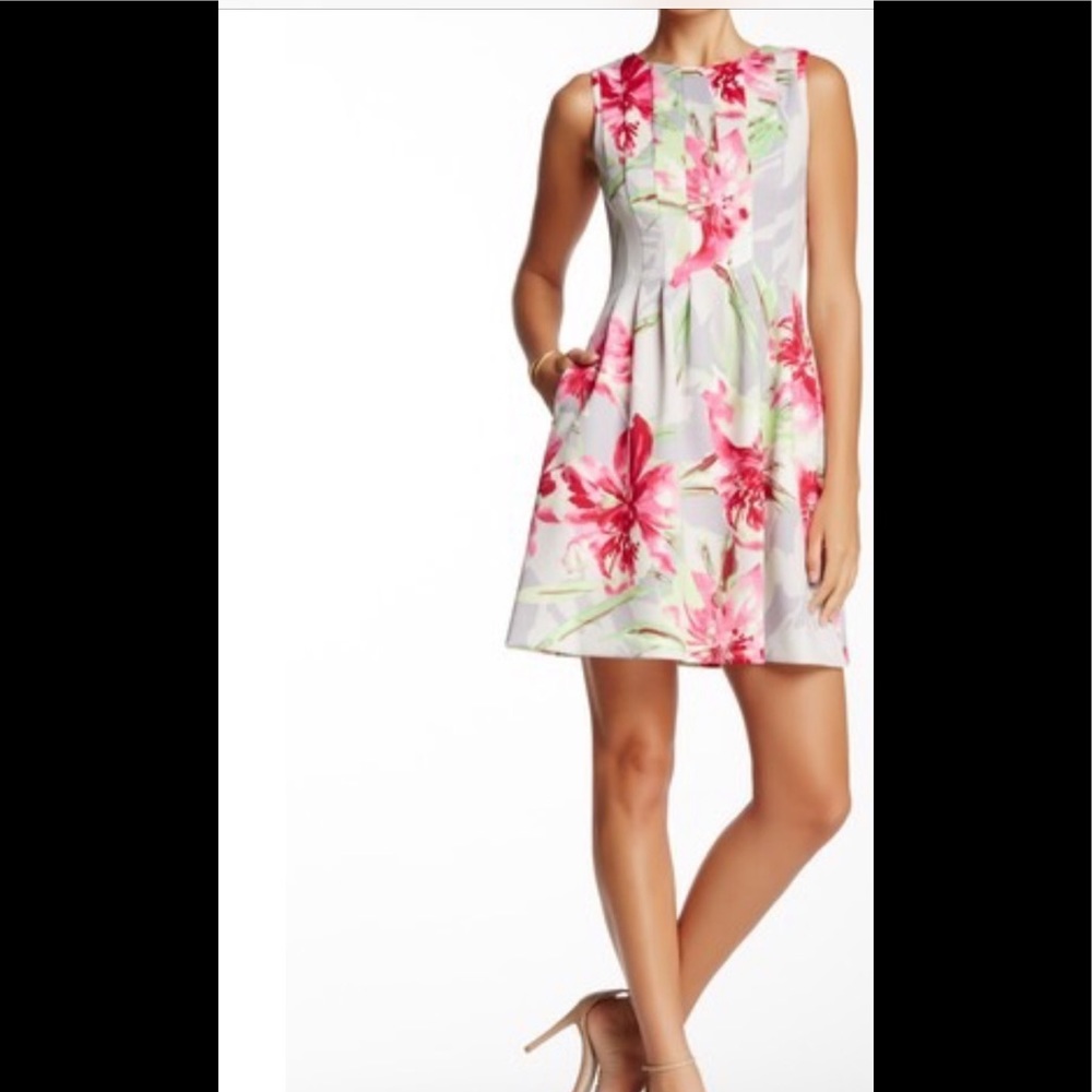 Vince Camuto Dress